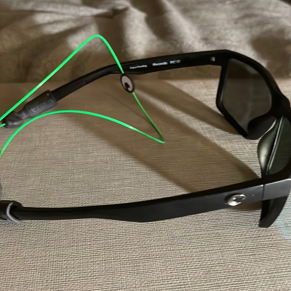 Costa Rinconcito 580p no scratches